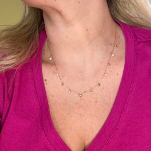 Gargantilha de Pérolas e Corações, no Ouro Amarelo 18K