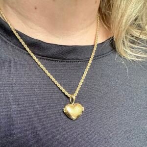 Pingente Tipo Relicário no Ouro Amarelo 18k