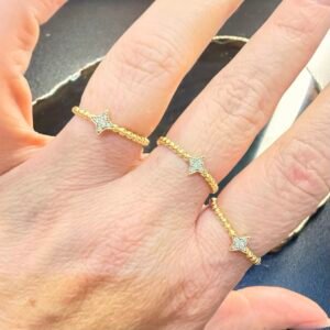 Anel Estrela Zircônias no Ouro Amarelo 18K