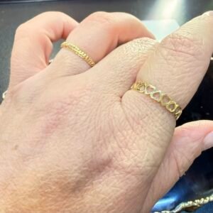 Anel de Corações Vazados no Ouro Amarelo 18K