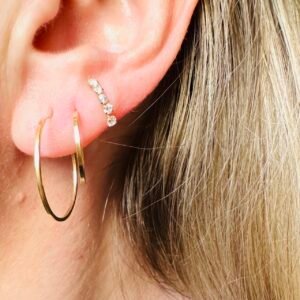 Par de Argolas 2,3cm Fio Quadrado no Ouro 18K