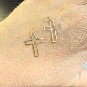 Pingente Crucifixo 2cm no ouro 18K