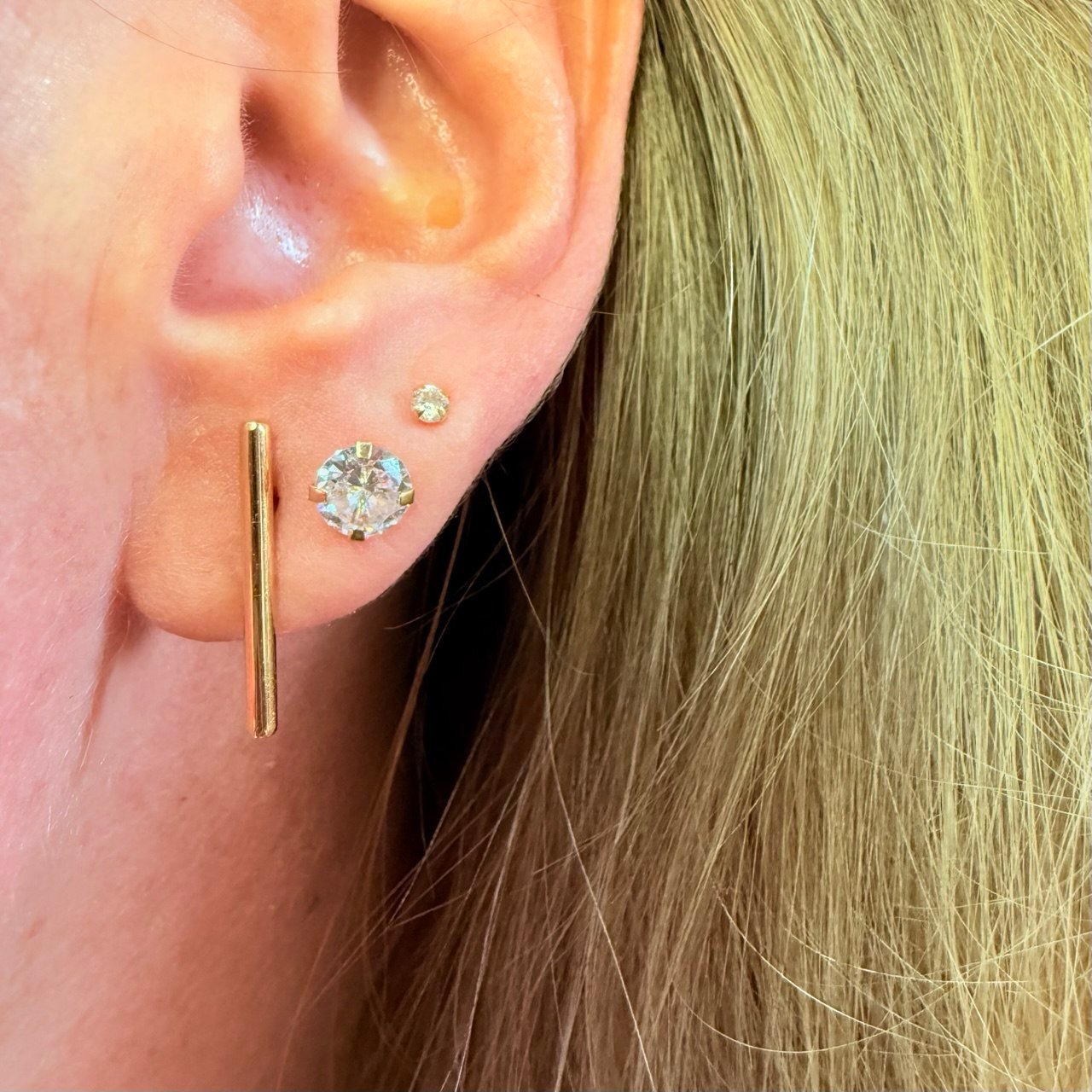 Par de Brincos Zircônia 6mm no Ouro Amarelo 18K - Imagem 5