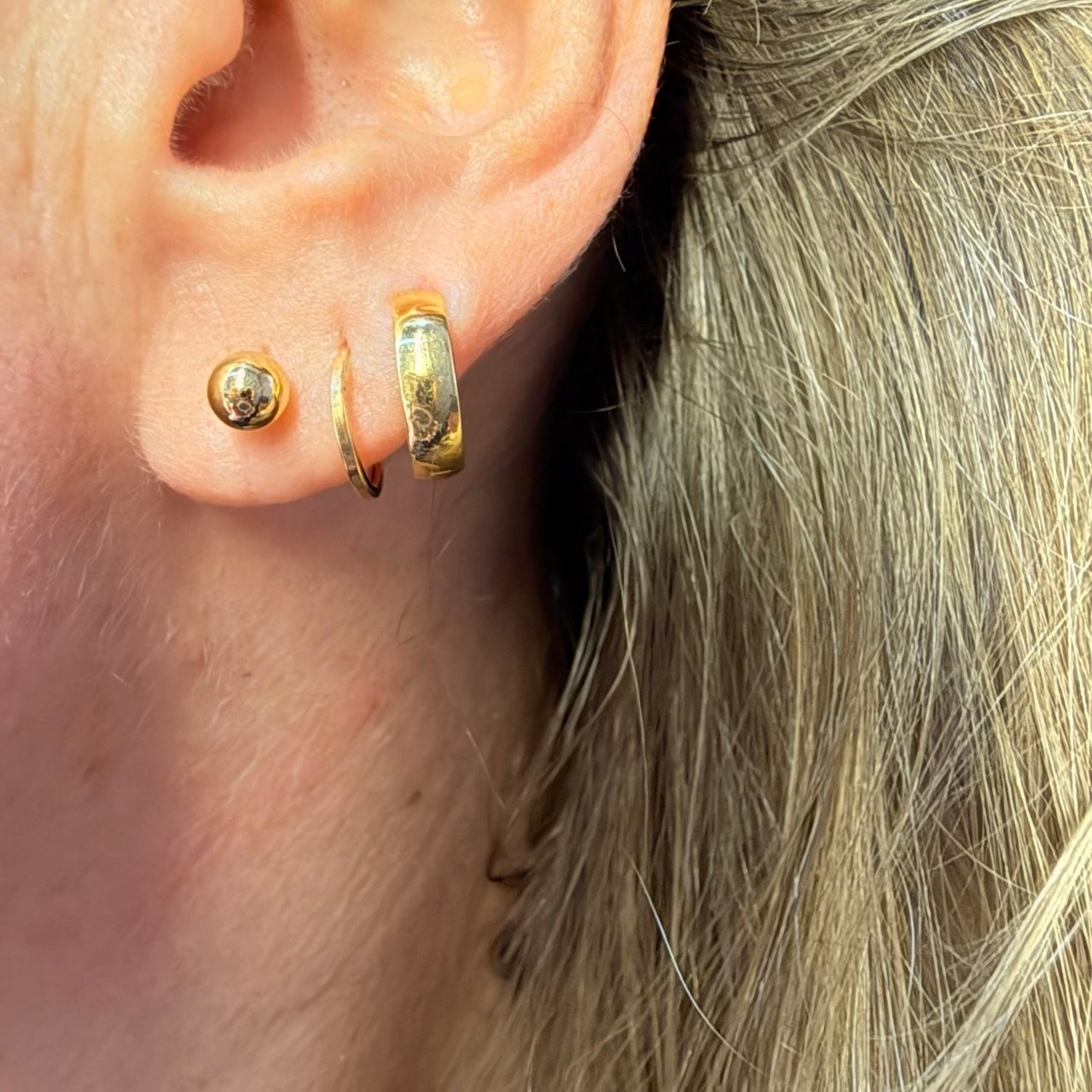 Par de Brincos Bola 5mm no Ouro 18K - Imagem 3