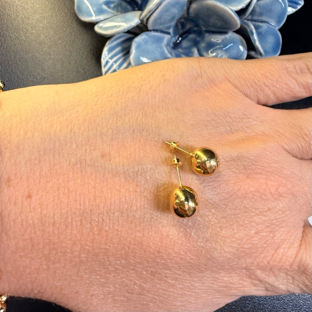 Par de Brincos Bola 8mm no Ouro 18K - Imagem 2
